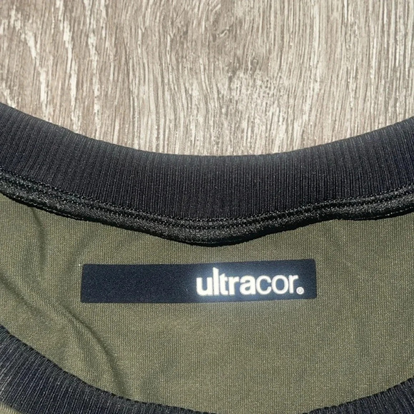 ultracor top tank top dark green with black size small - Picture 2 of 7